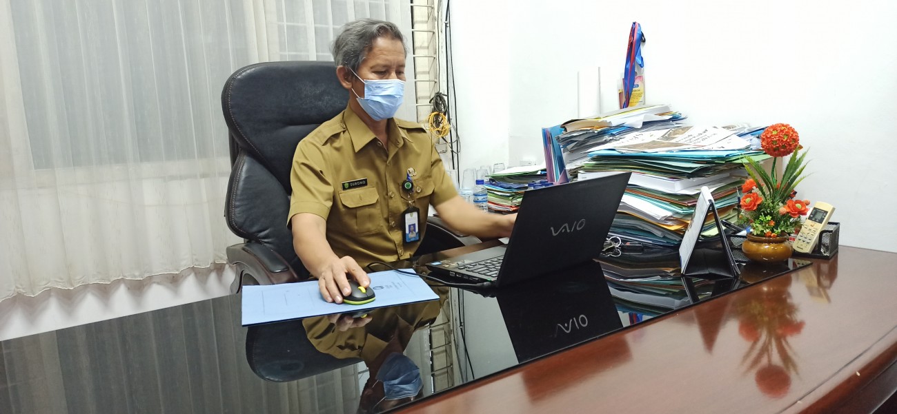 Surono Wakili DPMPD Saksikan Pelantikan 73 Pejabat Lingkup Kaltim