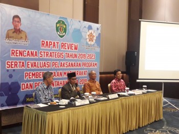 DPMPD Undang PSEKP UGM Review Renstra 2019-2023